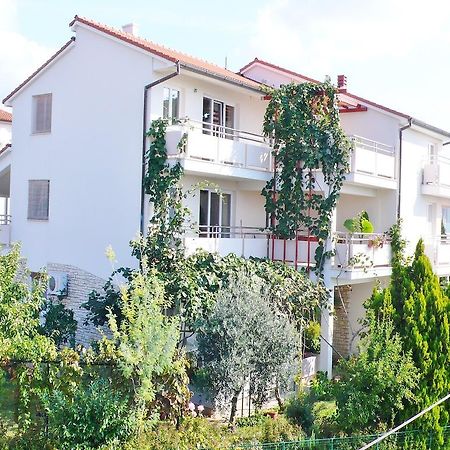 מדולין Apartments Ceja Near Sea מראה חיצוני תמונה